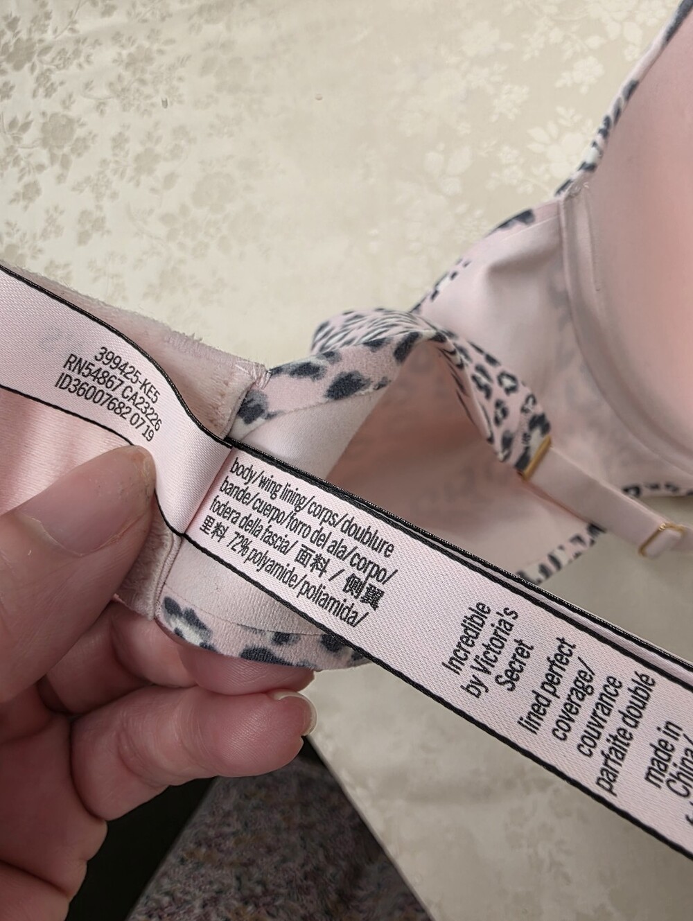 Victoria's Secret Incredible Lined Perfect Coverage Bra Pink Leopard Print 36D - Picture 7 of 8